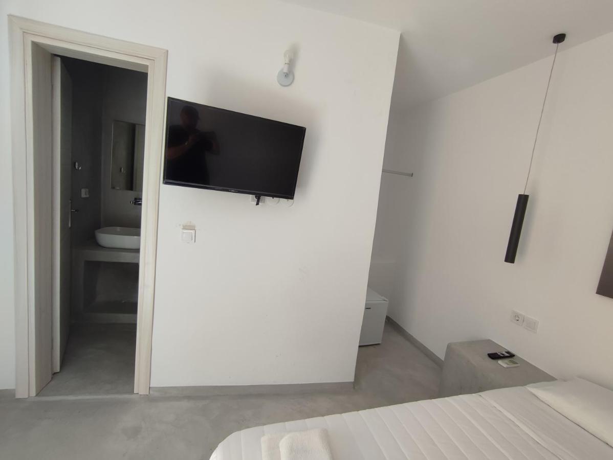 V D Fira Rooms Bagian luar foto